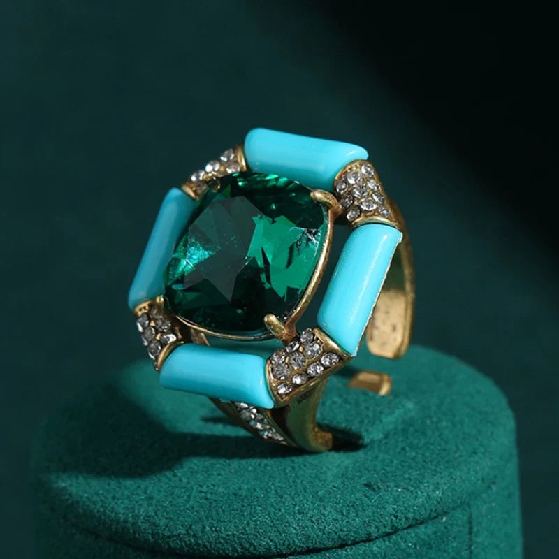 Antique Emerald Vert Cristal 18 carats Plaqué or Sea Bleu Émail Carré Pierre naturellele Bague